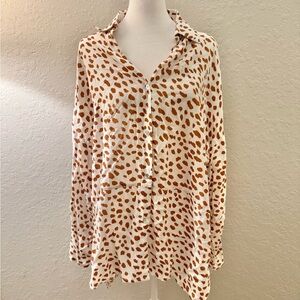 Umgee Women’s Large Animal Print Button Up Blouse Long Sleeve